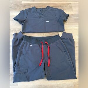 Women’s Figs Scrub Set